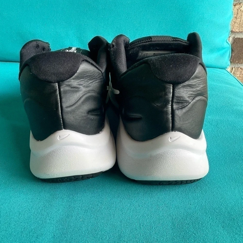 Kids Nike Star Runner size 4.5Y